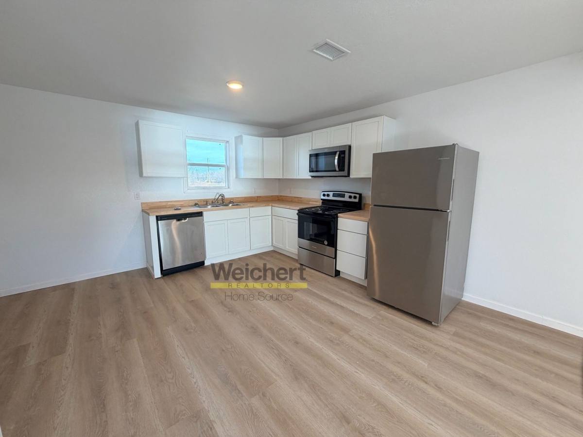 Apartment for rent at 1205 W Hunt St, Paragould, AR 72450