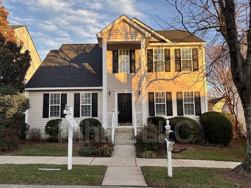 House for rent at 148 Danesway Dr, Holly Springs, NC 27540