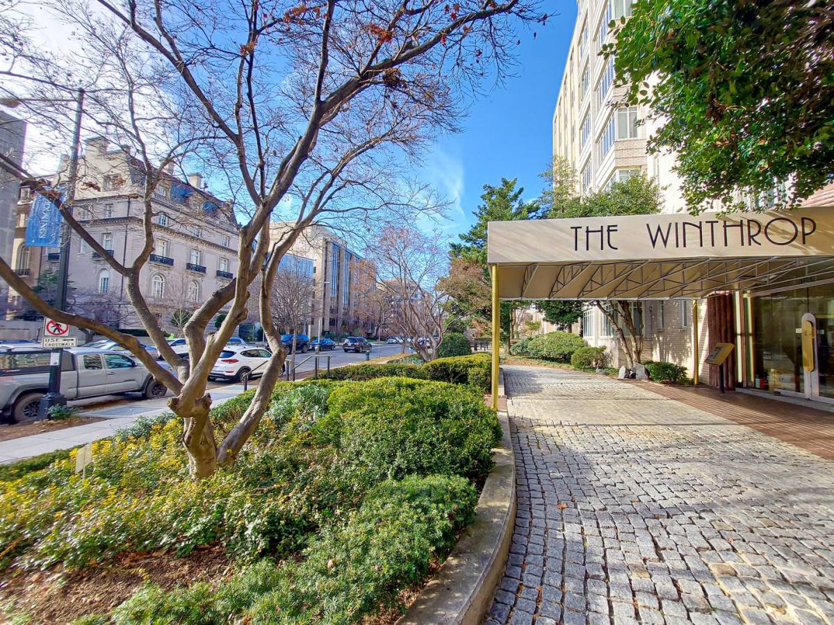 Apartment for rent at 1727 Massachusetts Ave NW, Washington, DC 20036