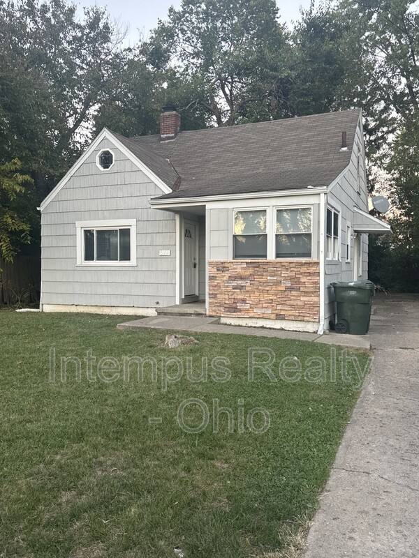 House for rent at 692 S Wheatland Ave, Columbus, OH 43204