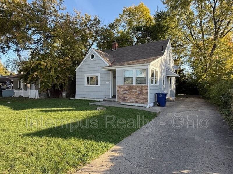 House for rent at 692 S Wheatland Ave, Columbus, OH 43204