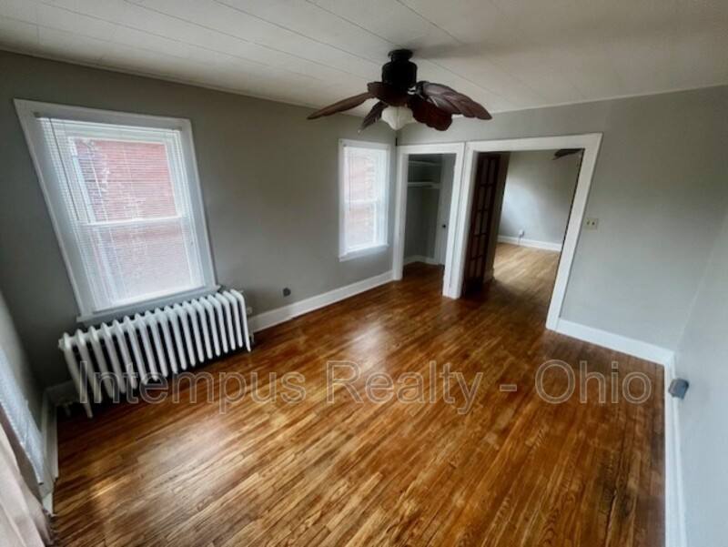 Apartment for rent at 4237 Vine St #4, Cincinnati, OH 45217
