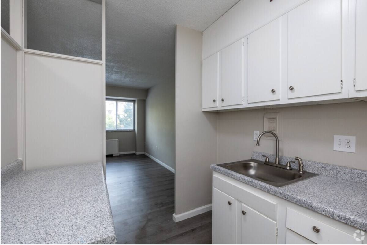 Apartment for rent at 728 N Jennings Rd, Independence, MO 64056