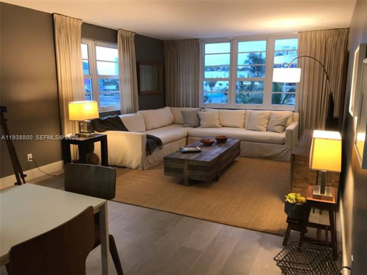 Apartment for rent at 100 Lincoln Rd, Miami Beach, FL 33139