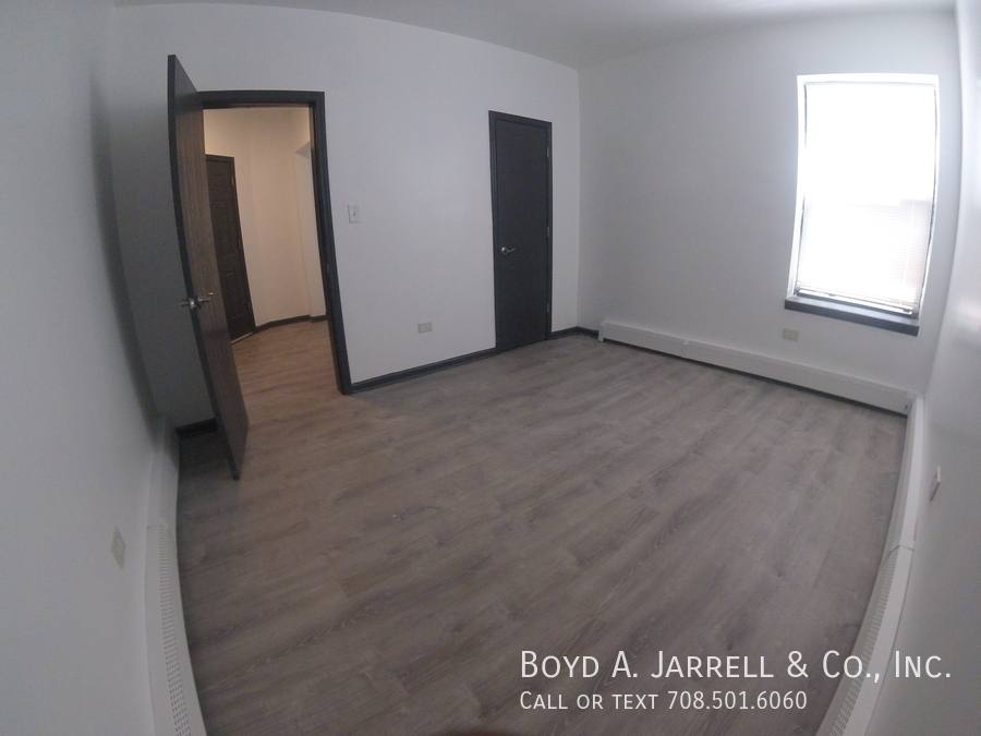 Apartment for rent at 68 E 57th St, Chicago, IL 60637