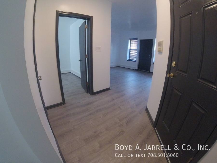 Apartment for rent at 68 E 57th St, Chicago, IL 60637
