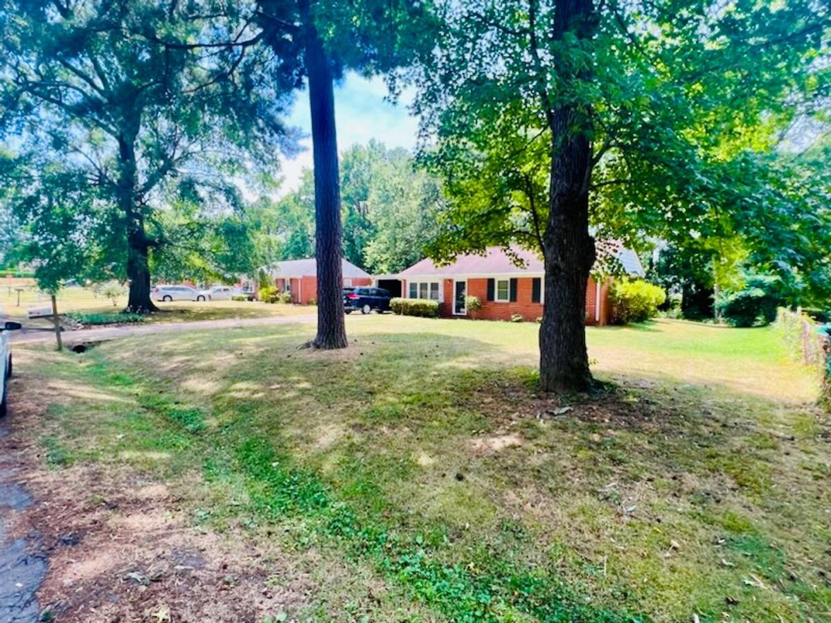 House for rent at 4008 Wilmont Dr, Richmond, VA 23222