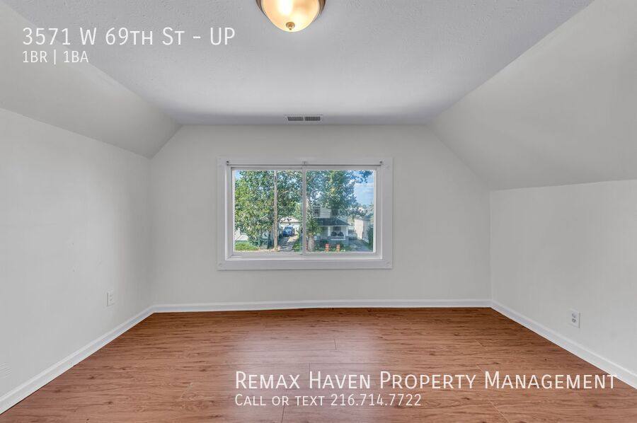 Apartment for rent at 3571 W 69th St #UP, Cleveland, OH 44102