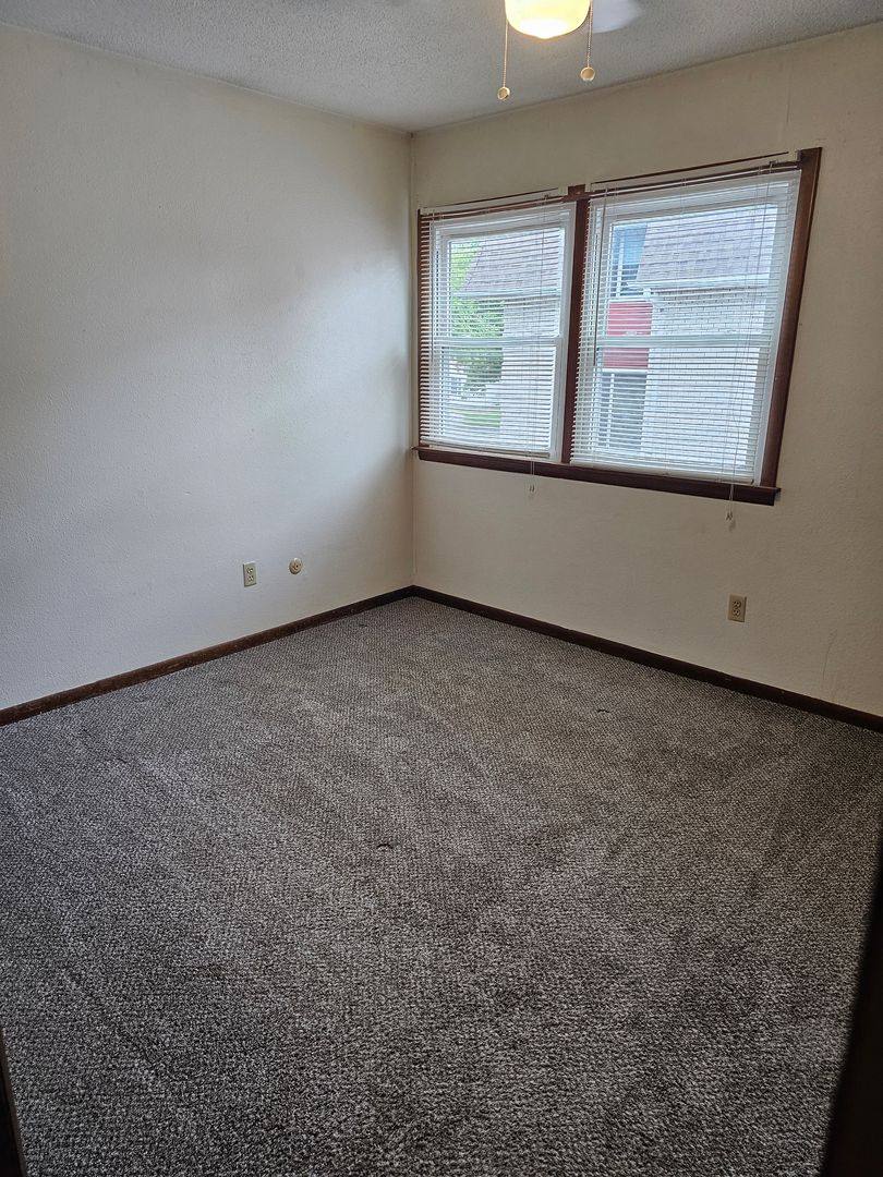 824 Sixth St, Bowling Green, OH 43402 - Apartment for Rent - Image 5