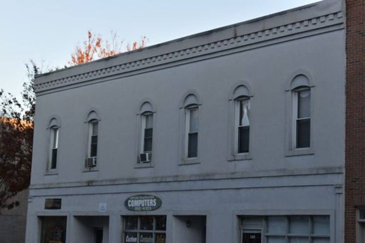Apartment for rent at 128 W Wooster, Bowling Green, OH 43402