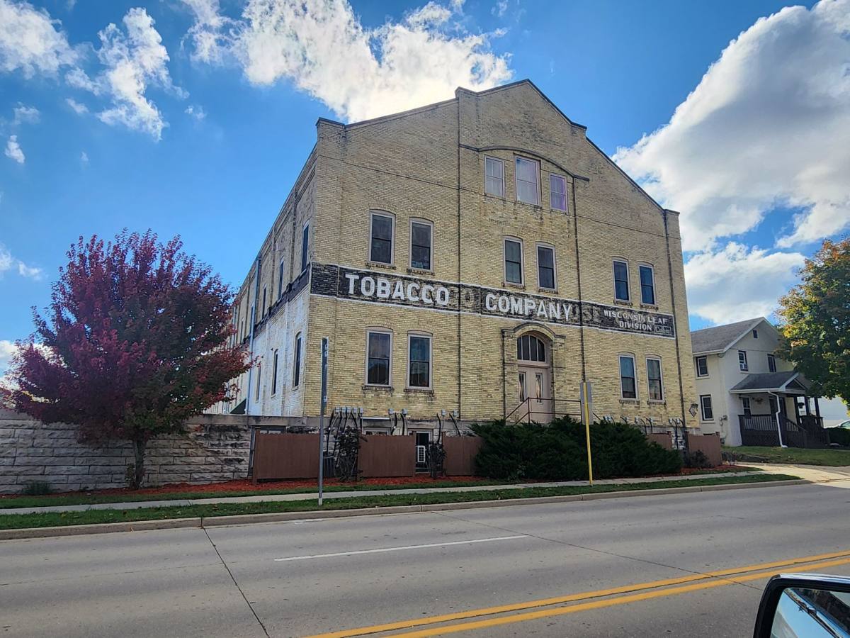 Townhouse for rent at 203 S Main St, Edgerton, WI 53534
