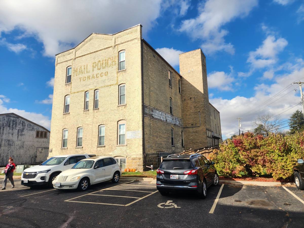 Townhouse for rent at 203 S Main St, Edgerton, WI 53534