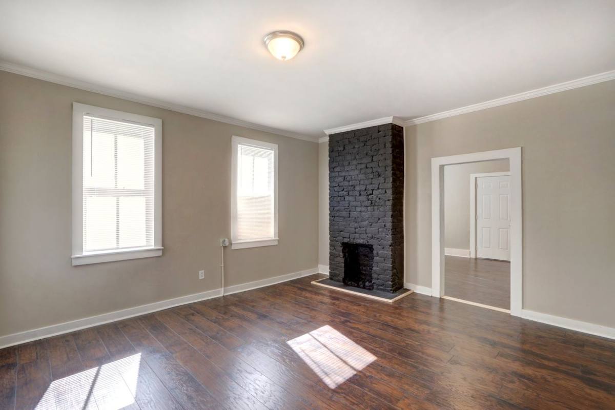 Apartment for rent at 2425 Drayton St, Savannah, GA 31401