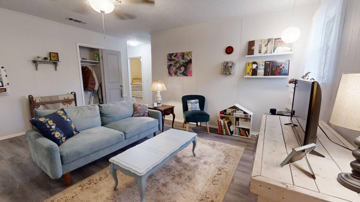 Apartment for rent at 640 N Ross St, Auburn, AL 36830