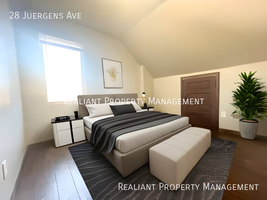 Apartment for rent at 28 Juergens Ave, Cincinnati, OH 45220