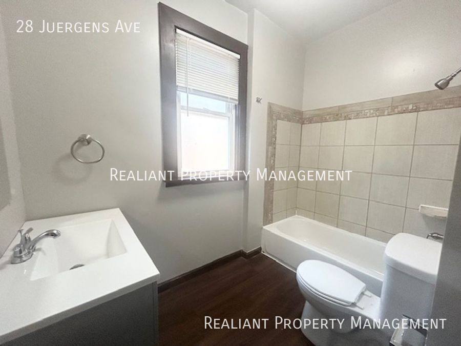 Apartment for rent at 28 Juergens Ave, Cincinnati, OH 45220