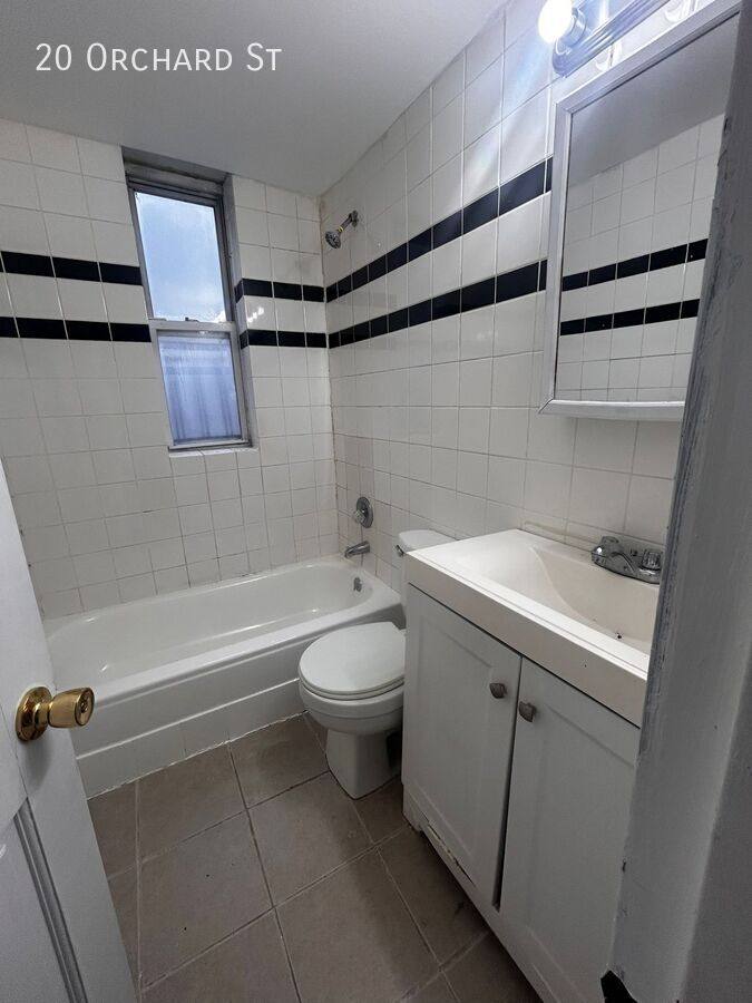 Apartment for rent at 20 Orchard St, Yonkers, NY 10703
