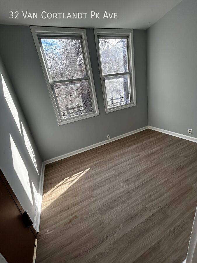 Apartment for rent at 32 Van Cortlandt Pk Ave, Yonkers, NY 10701