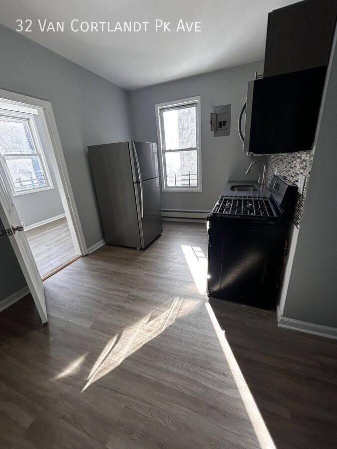 Apartment for rent at 32 Van Cortlandt Pk Ave, Yonkers, NY 10701