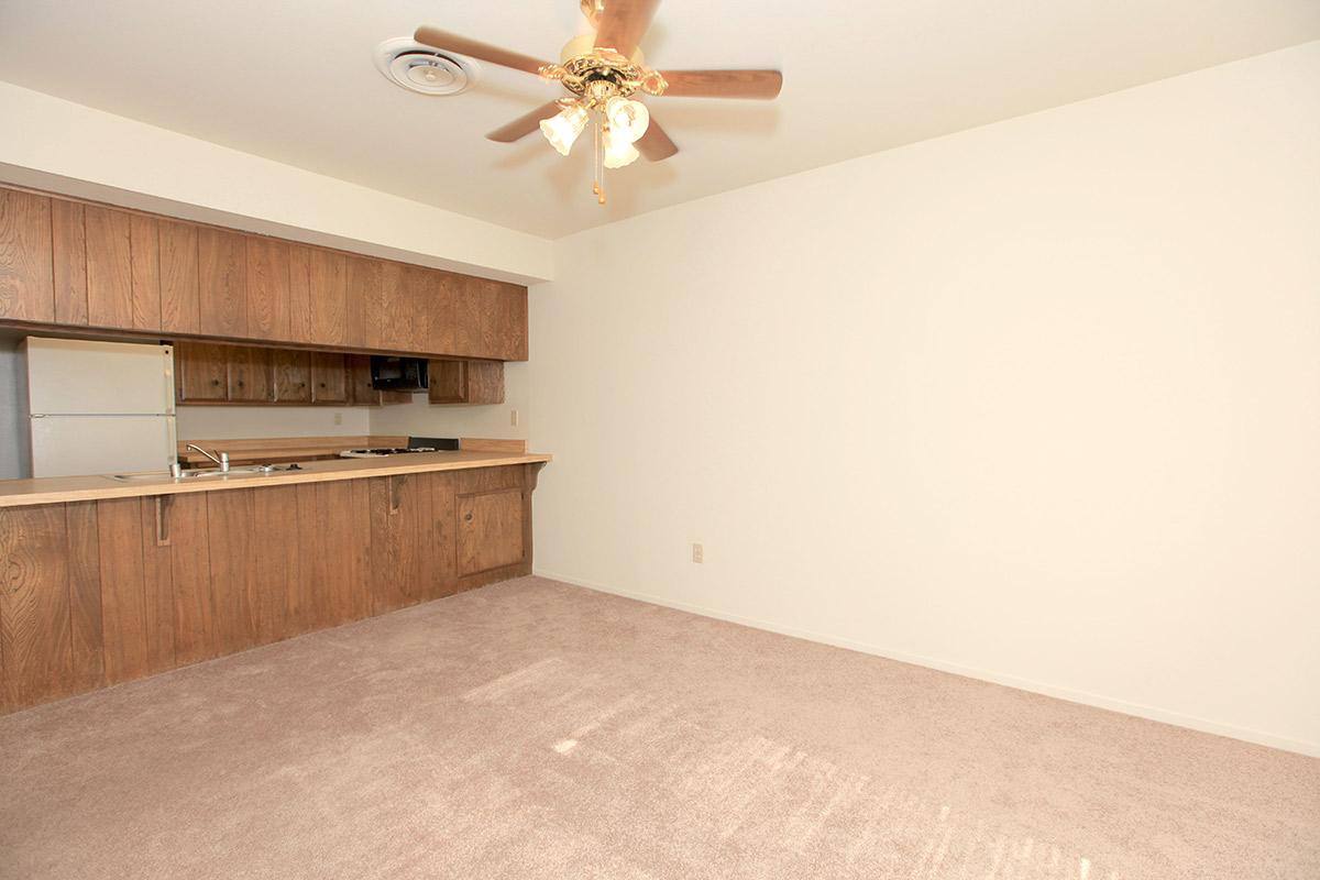 Apartment for rent at 7601 Olympia Dr, Bakersfield, CA 93309