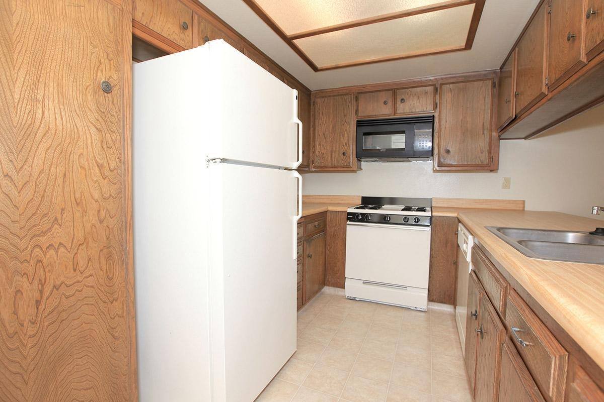 Apartment for rent at 7601 Olympia Dr, Bakersfield, CA 93309