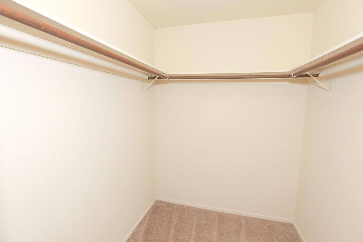 Apartment for rent at 7601 Olympia Dr, Bakersfield, CA 93309