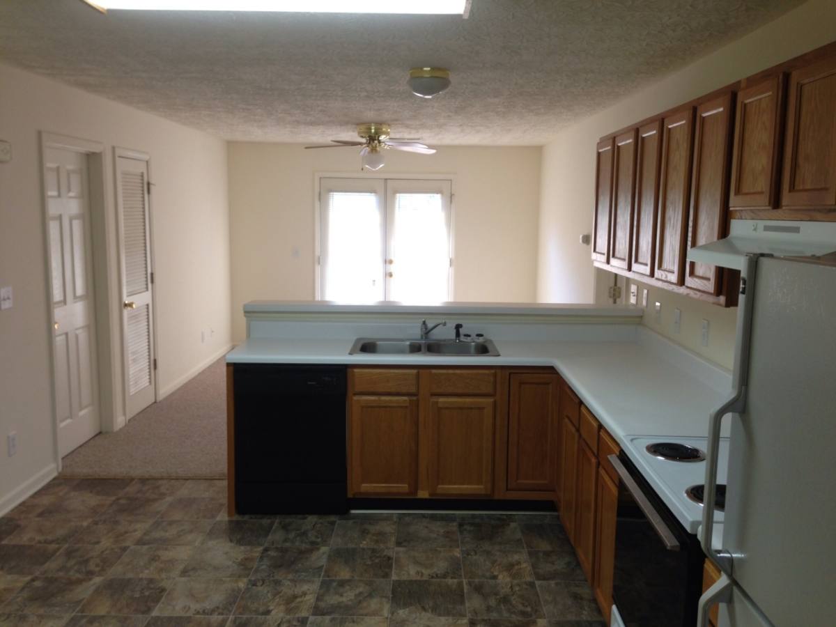 Apartment for rent at 1716 Hillyer Robinson Industrial Parkway, Oxford, AL 36203