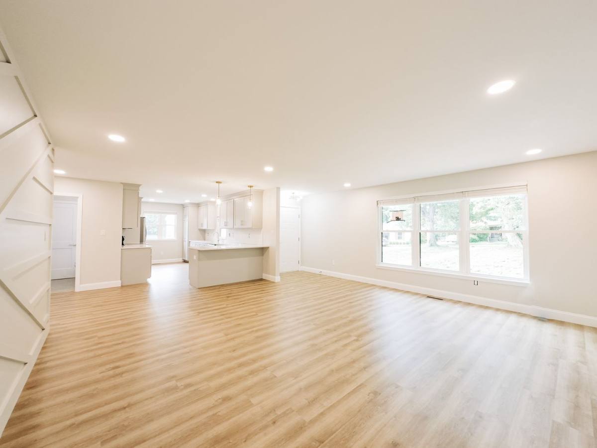 Apartment for rent at 208 E 16th St, Bloomington, IN 47408