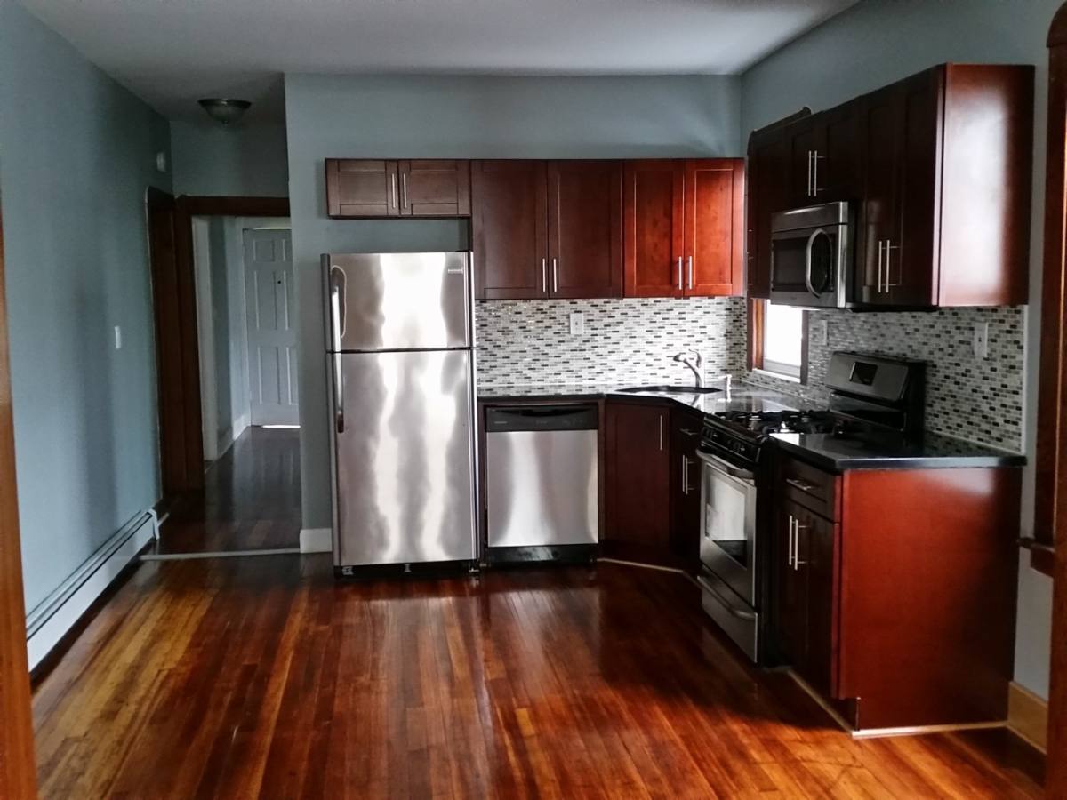 Apartment for rent at 662 State St, Albany, NY 12203