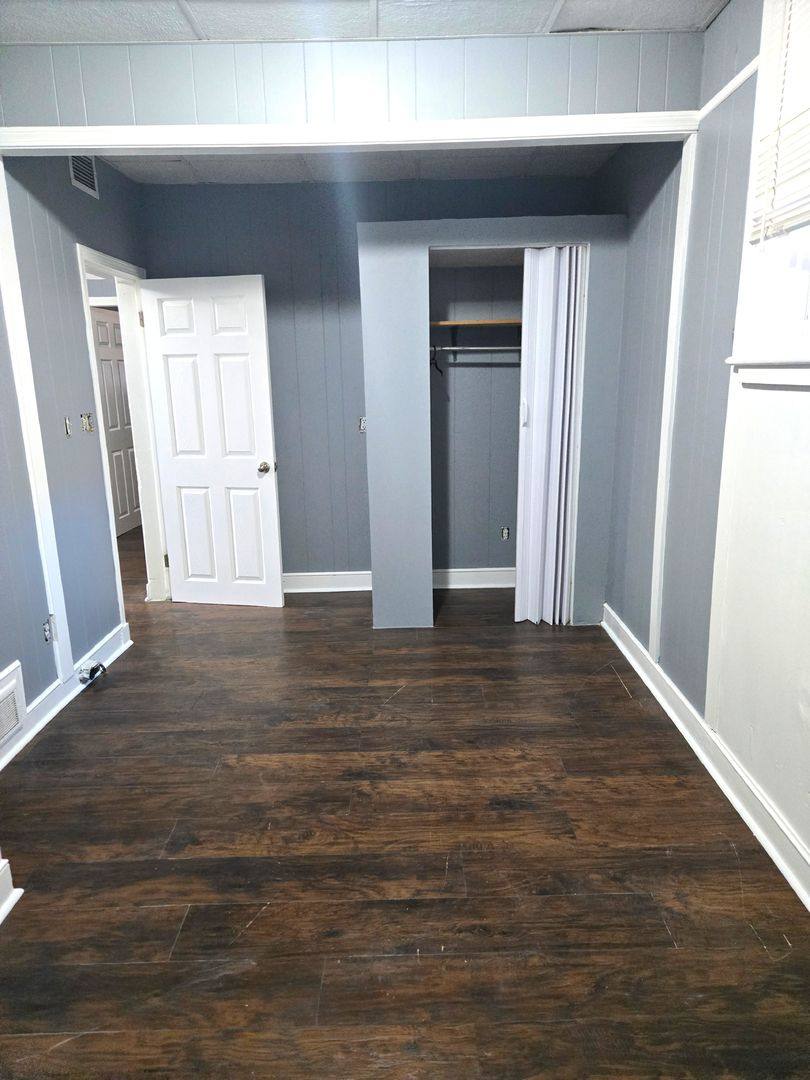 Apartment for rent at 8 Saint John St, West Warwick, RI 02893