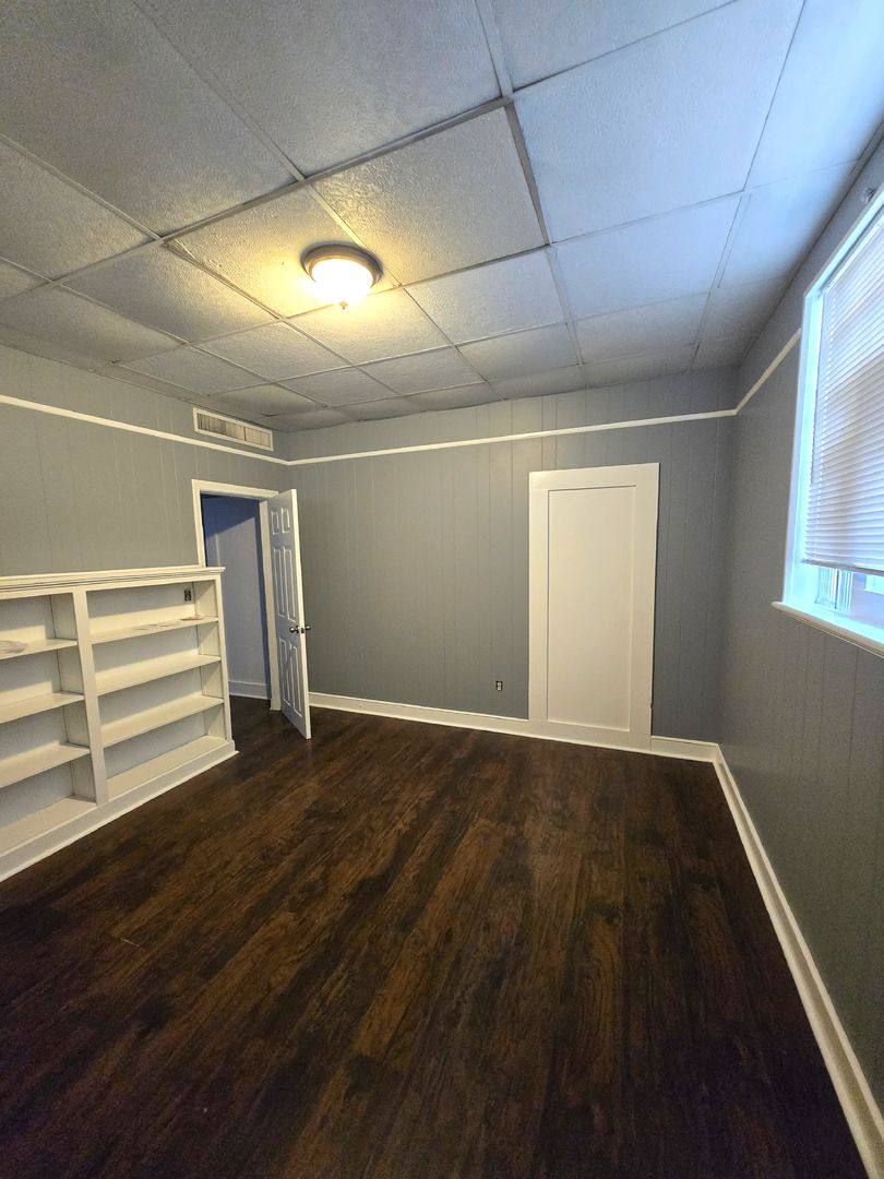 Apartment for rent at 8 Saint John St, West Warwick, RI 02893