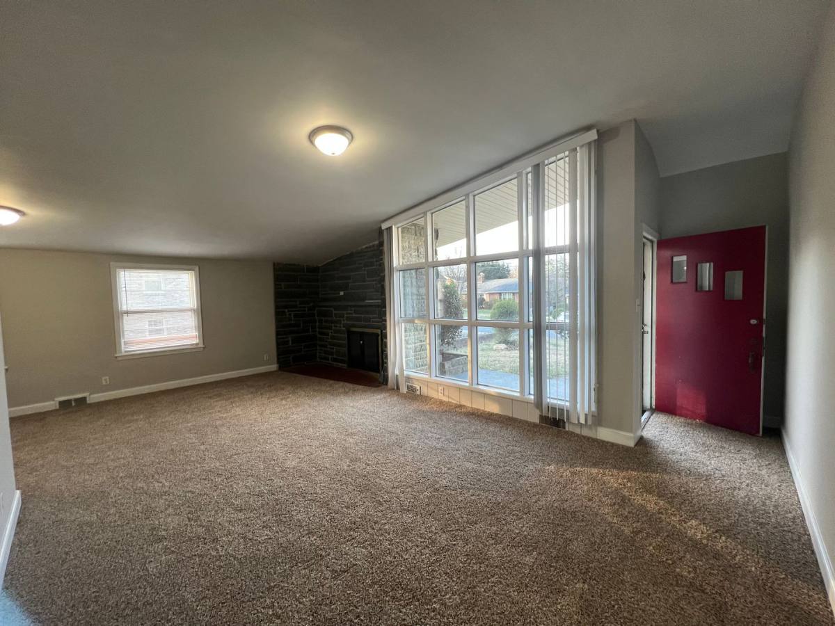 House for rent at 206 Connecticut Ave, Lynchburg, VA 24502