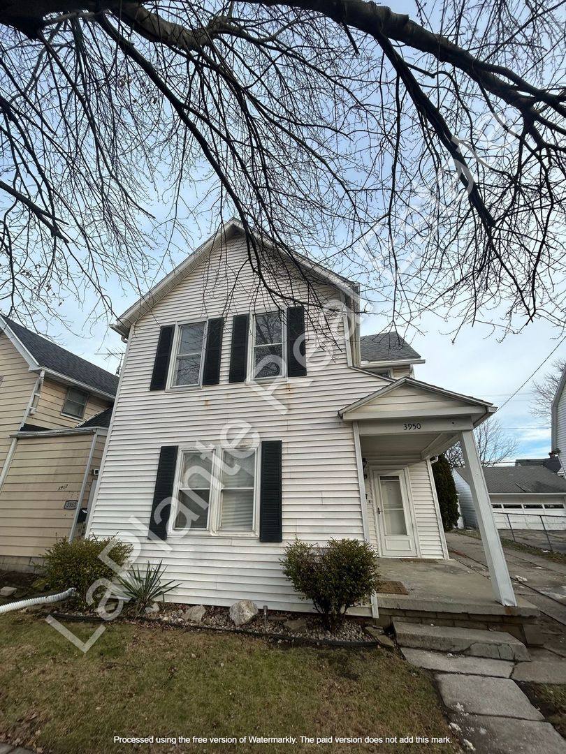 Apartment for rent at 3950 Woodhaven Dr, Toledo, OH 43612