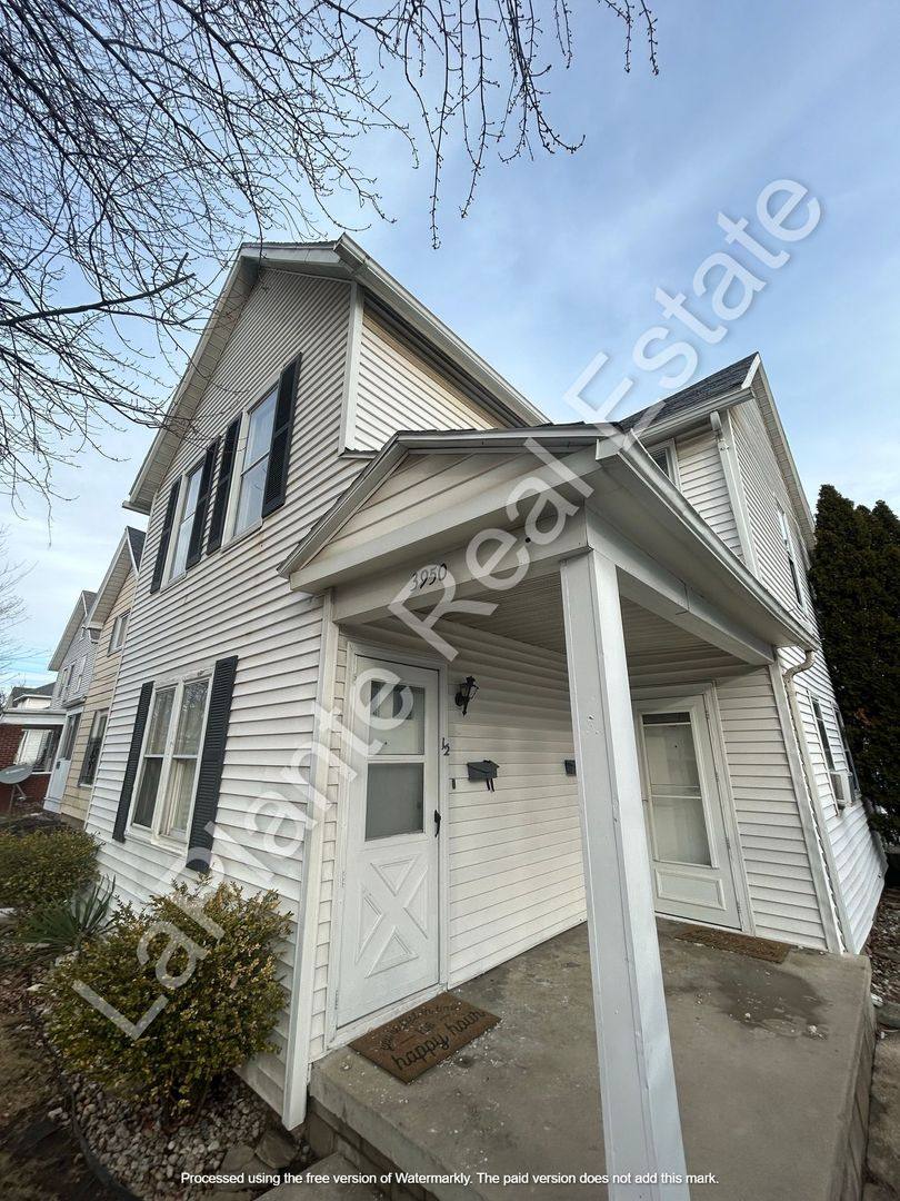 Apartment for rent at 3950 Woodhaven Dr, Toledo, OH 43612