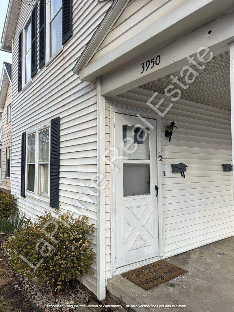 Apartment for rent at 3950 Woodhaven Dr, Toledo, OH 43612