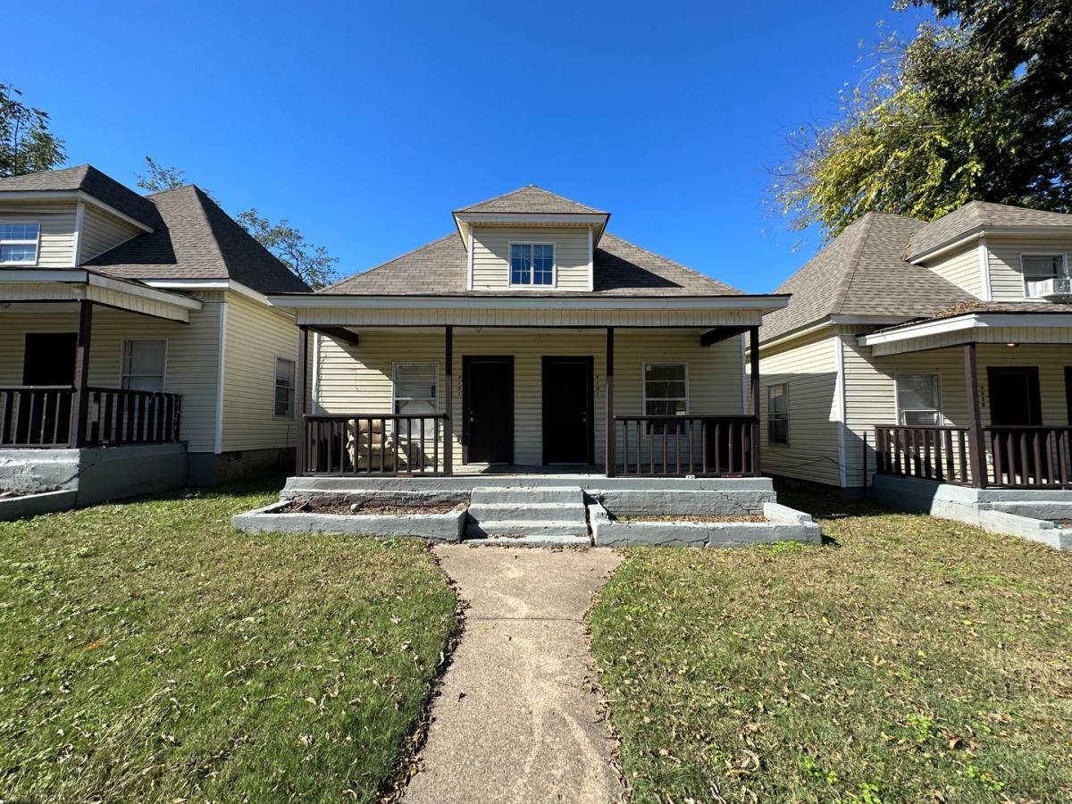 Apartment for rent at 910 S 19th St #A, Fort Smith, AR 72901