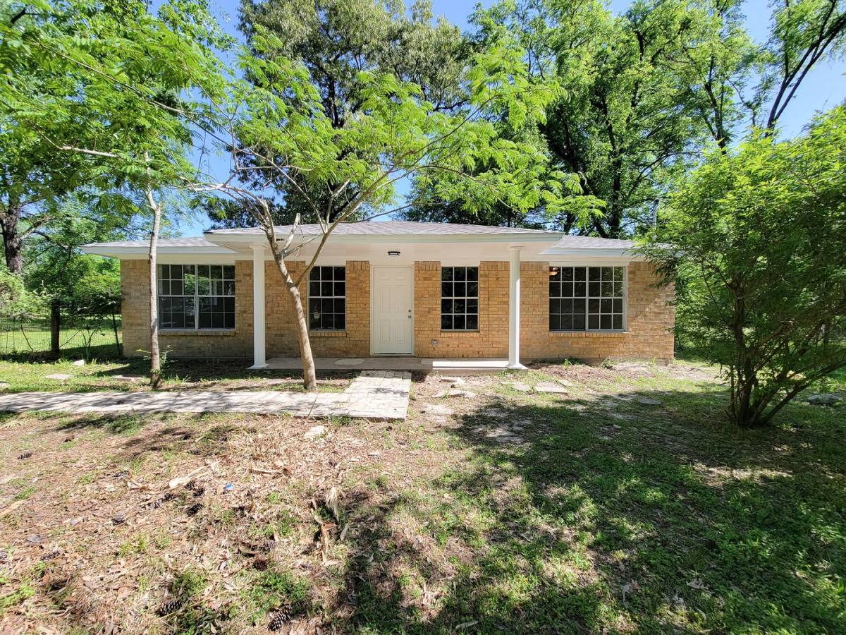 House for rent at 6 Sowell, Huntsville, TX 77320