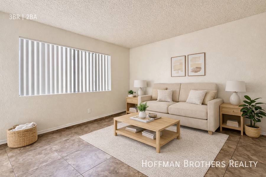 Apartment for rent at 8926 Burnet Ave #110, North Hills, CA 91343