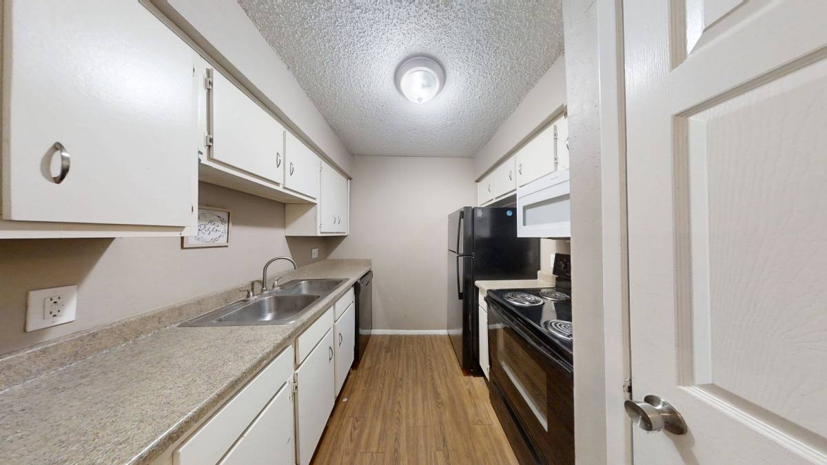 Colony of San Marcos, 1631 Aquarena Springs Dr, San Marcos, TX 78666 - Apartment for Rent - Image 6