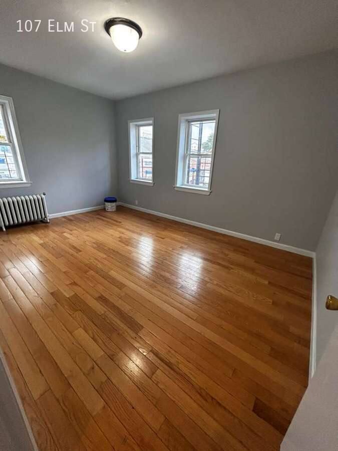 Apartment for rent at 107 Elm St, Yonkers, NY 10701