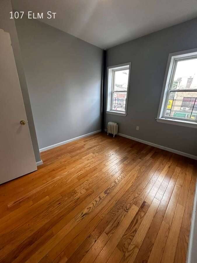 Apartment for rent at 107 Elm St, Yonkers, NY 10701