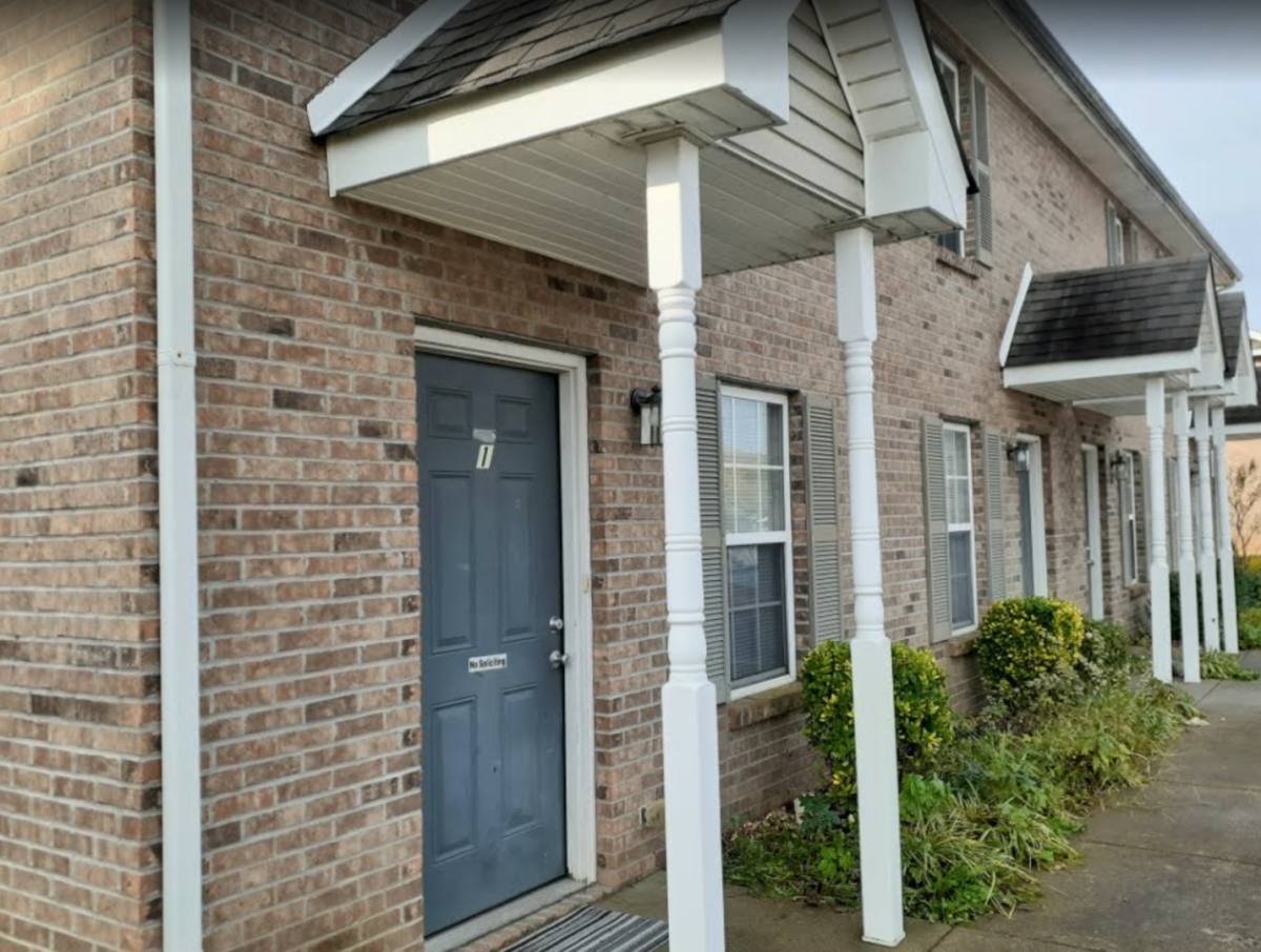 Townhouse for rent at 784 Cherrybark Lane, Clarksville, TN 37040