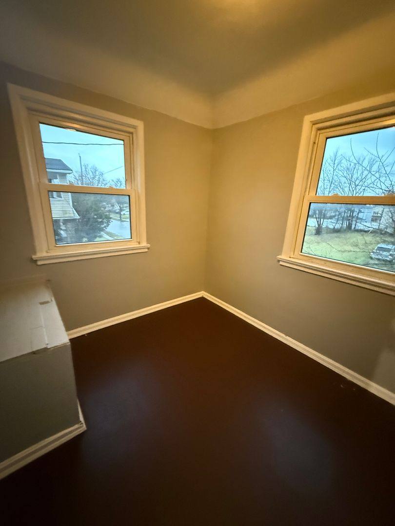 House for rent at 3761 E 144th St, Cleveland, OH 44128