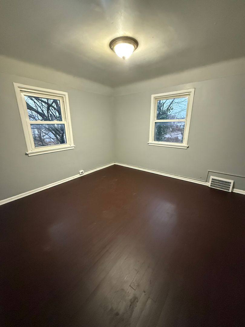 House for rent at 3761 E 144th St, Cleveland, OH 44128