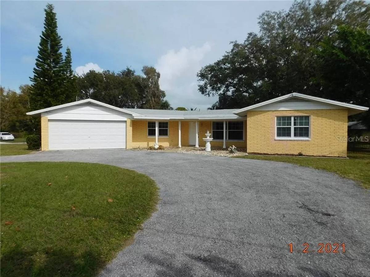 House for rent at 8185 Longbay Blvd, Sarasota, FL 34243