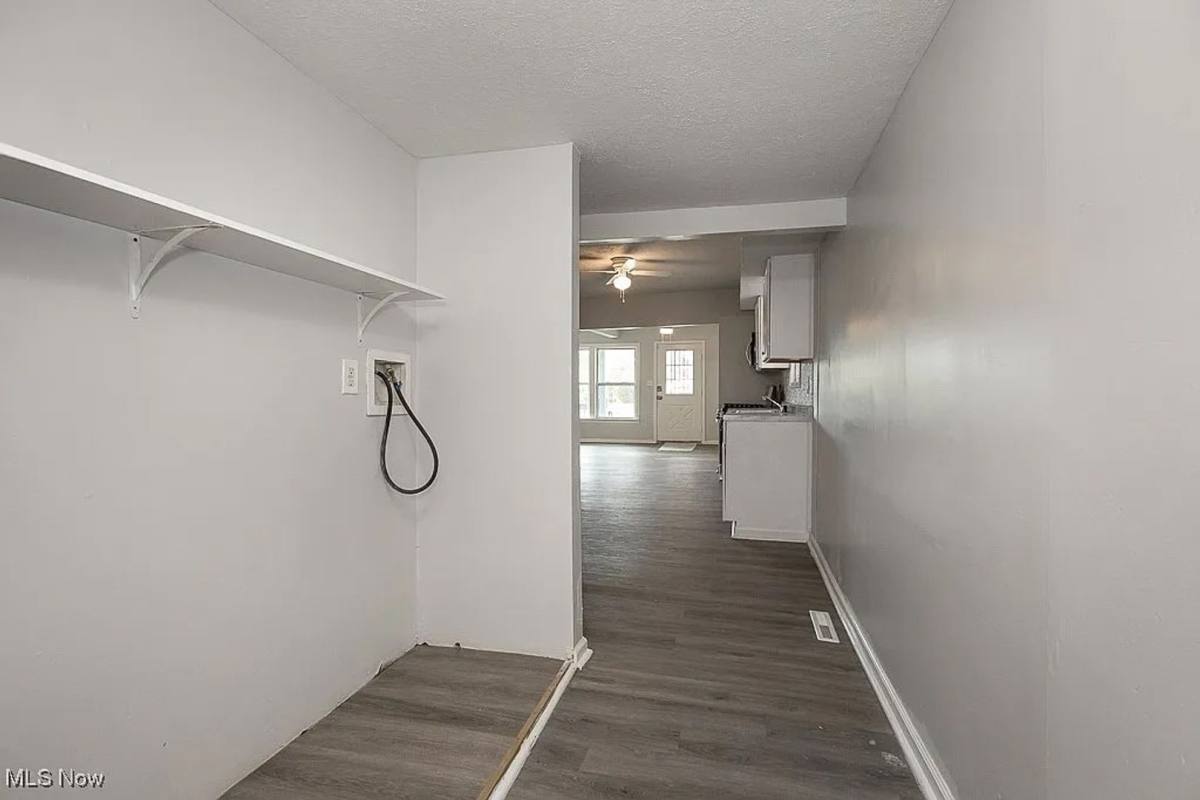 House for rent at 1037 Washington Ave, Lorain, OH 44052