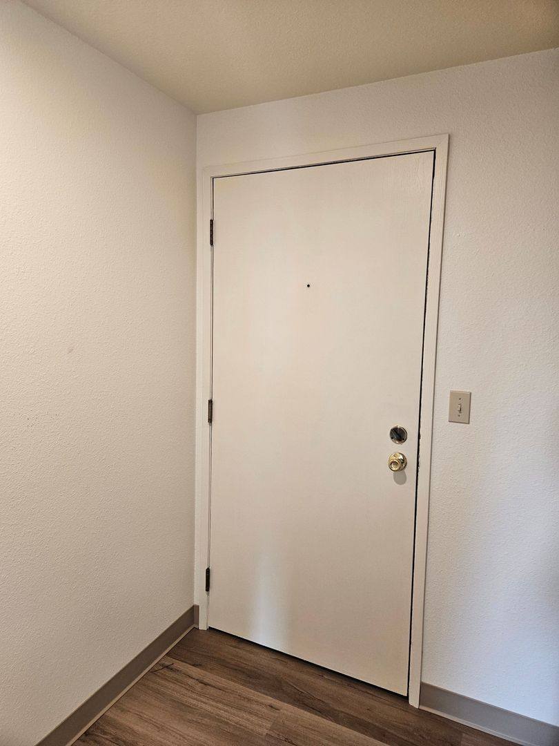 Apartment for rent at 150 SW 156th St, Seattle, WA 98166