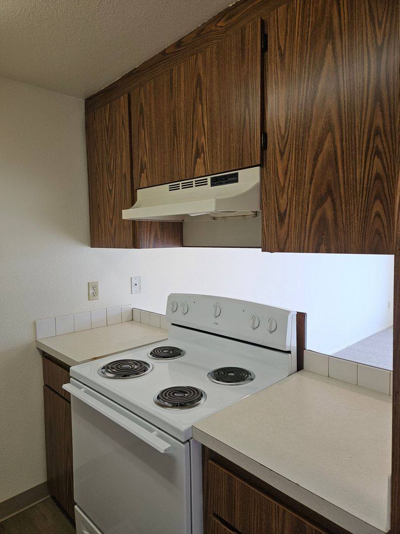 Apartment for rent at 150 SW 156th St, Seattle, WA 98166