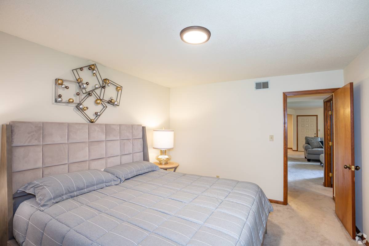 Apartment for rent at 36 Broadway Village Dr, Columbia, MO 65201
