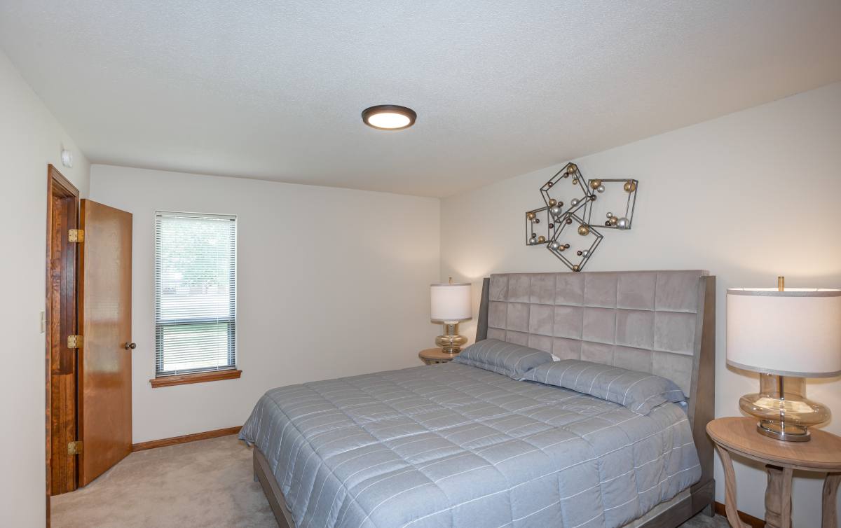 Apartment for rent at 36 Broadway Village Dr, Columbia, MO 65201